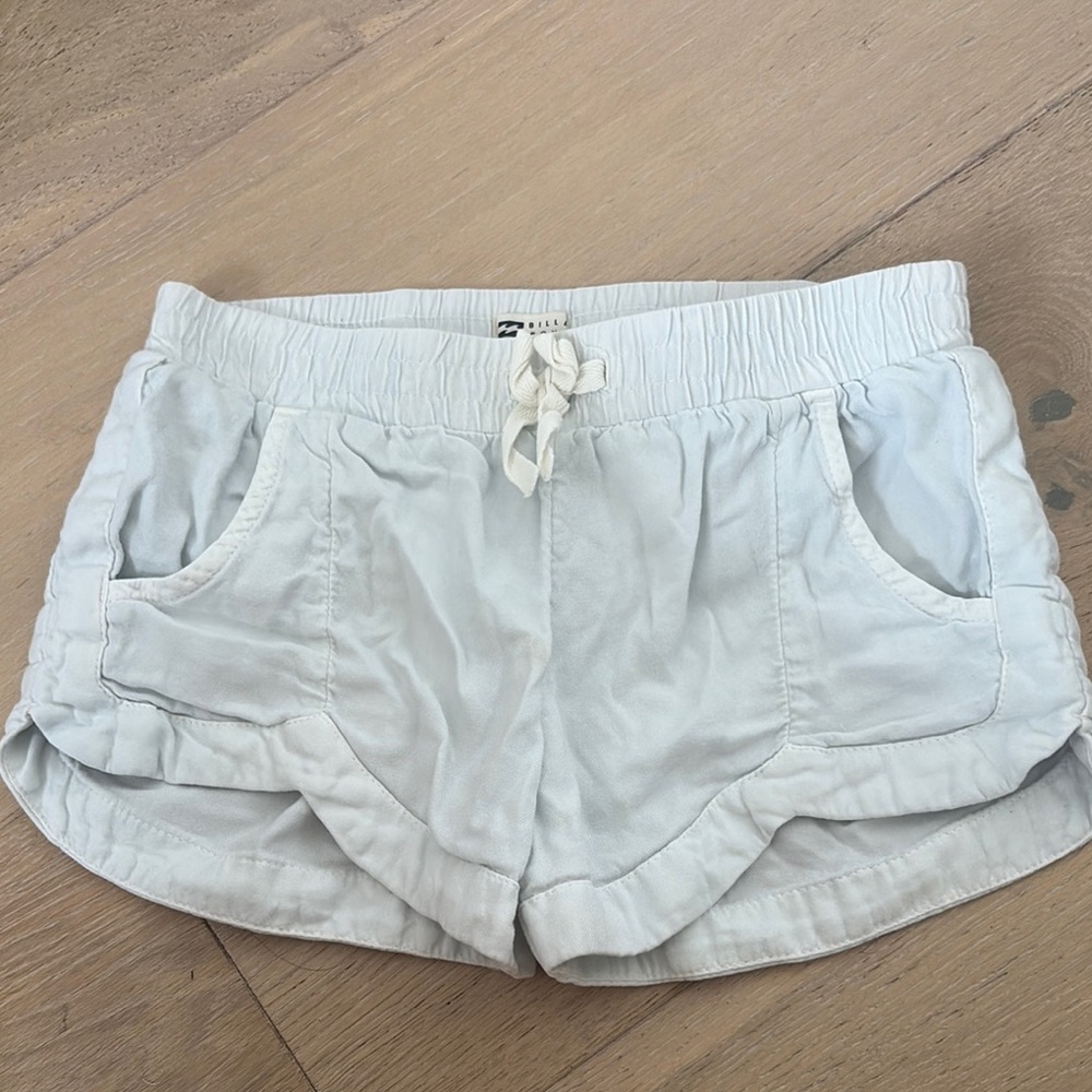 Billabong White Athletic Shorts with Elastic Waistband